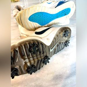 2 Nike golf shoes